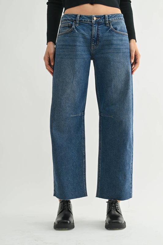 Mid Rise Barrel Jeans