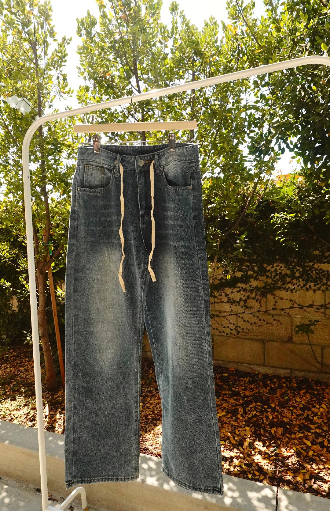 Baggy Wide-Leg Drawstring Jeans